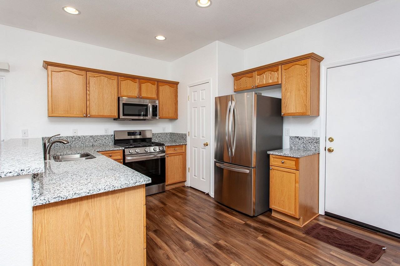 3438 Mashie Dr - Photo 2 of 11