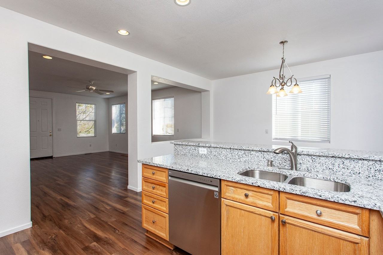 3438 Mashie Dr - Photo 3 of 11