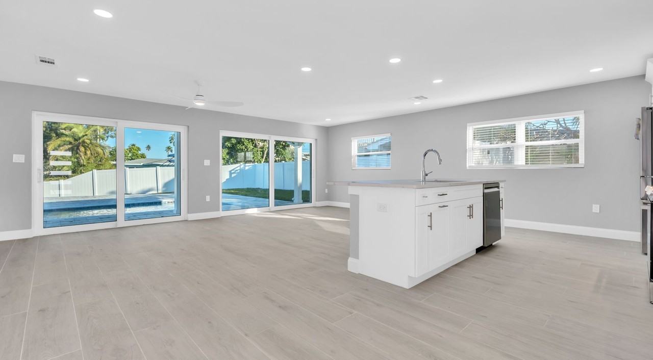 4107 Miller Dr - Photo 7 of 48