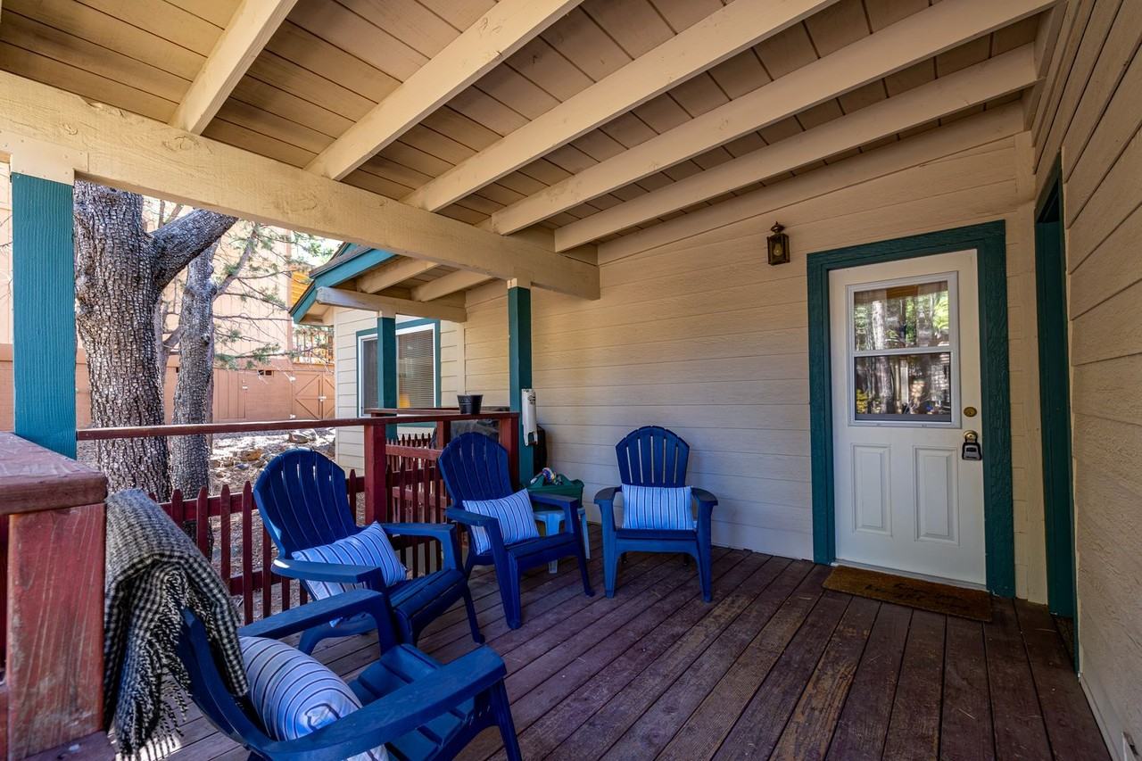 1420 E Jaguar Ln - Photo 5 of 27