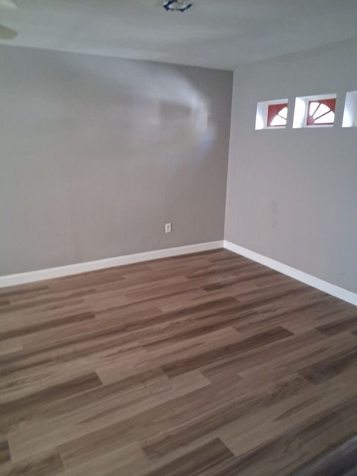 5264 Whaley Dr - Photo 7 of 23