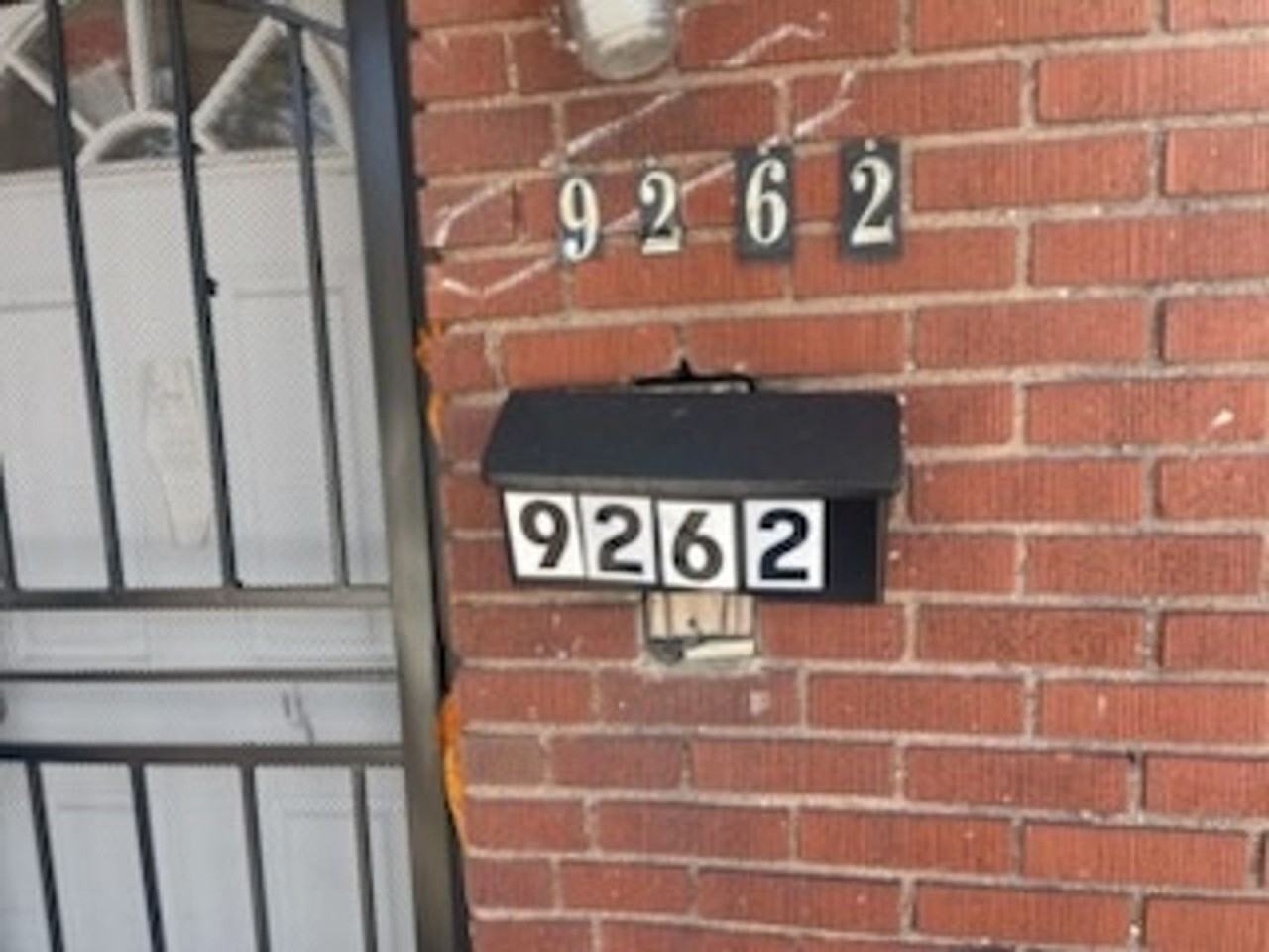 9262 Ward St - Photo 7 of 20