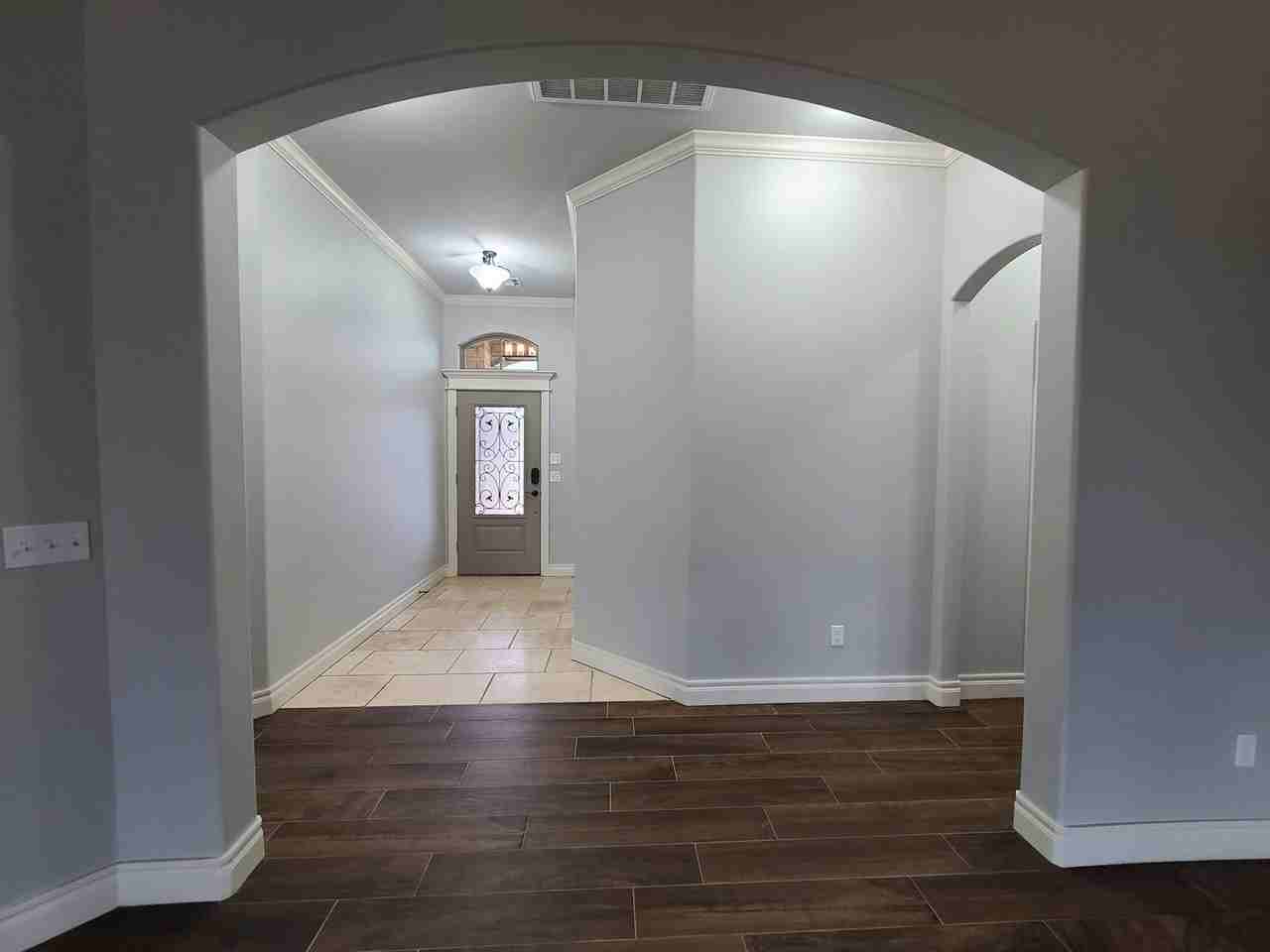 4800 Hambletonian Ln - Photo 2 of 12