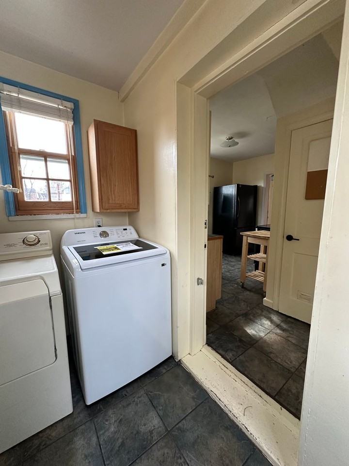 1321 Willow Dr - Photo 5 of 12