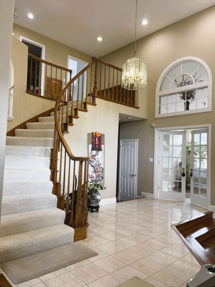 36346 Tunbridge Dr - Photo 2 of 22