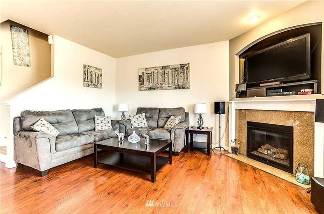 6017 Alexander Ave Se - Photo 5 of 12