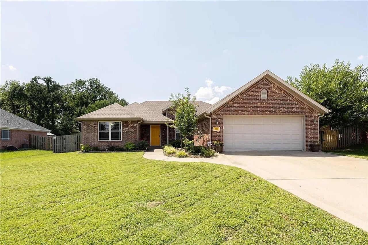 421 Coopers Way - Photo 3 of 3