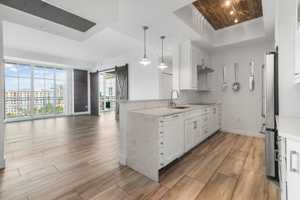 featured image of 410 Evernia St