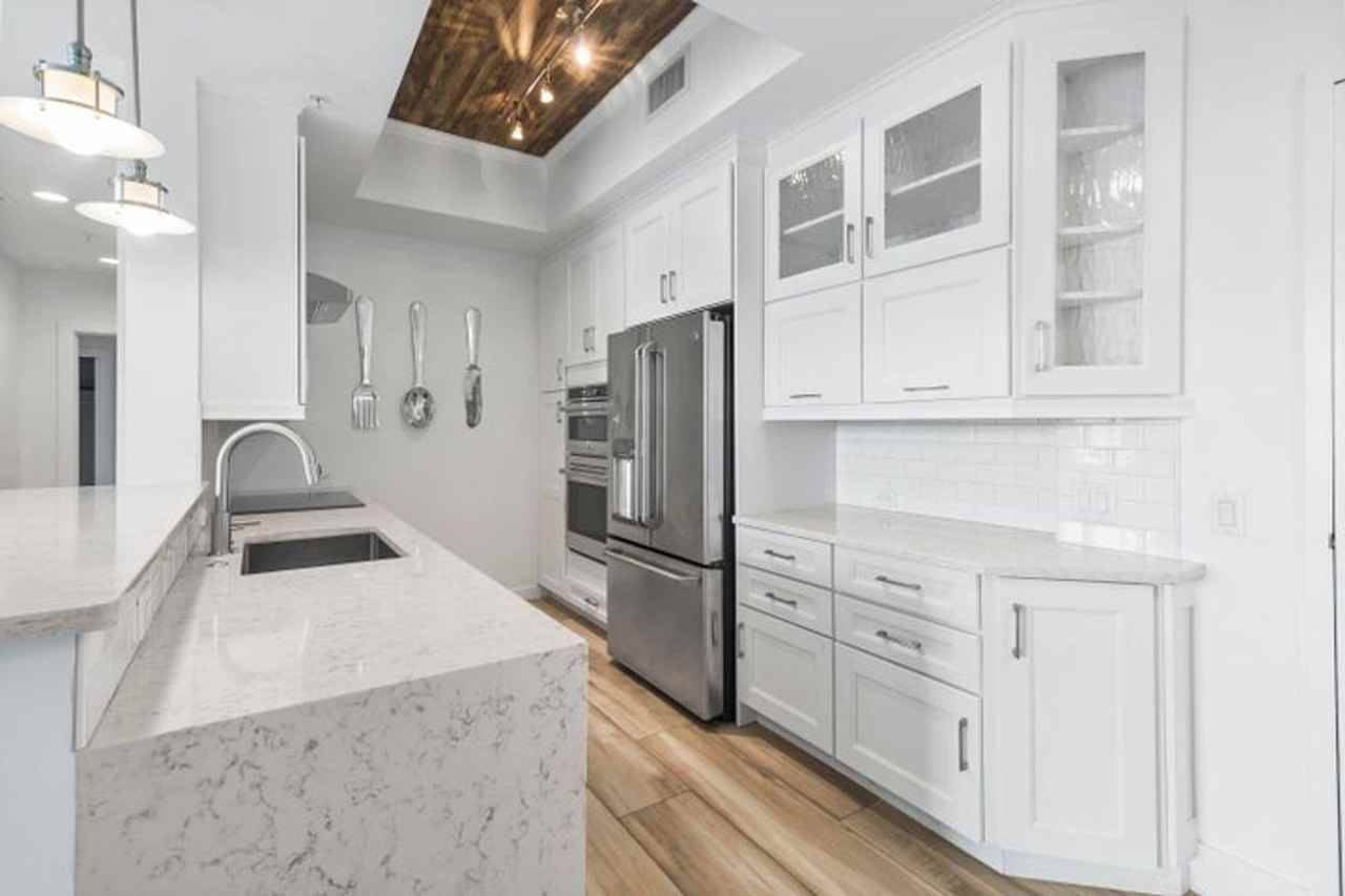 410 Evernia St - Photo 3 of 22