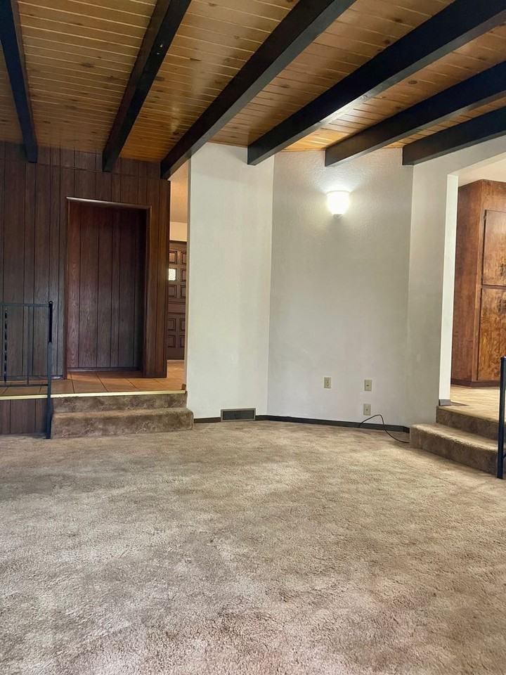 3335 Panorama Dr - Photo 6 of 45