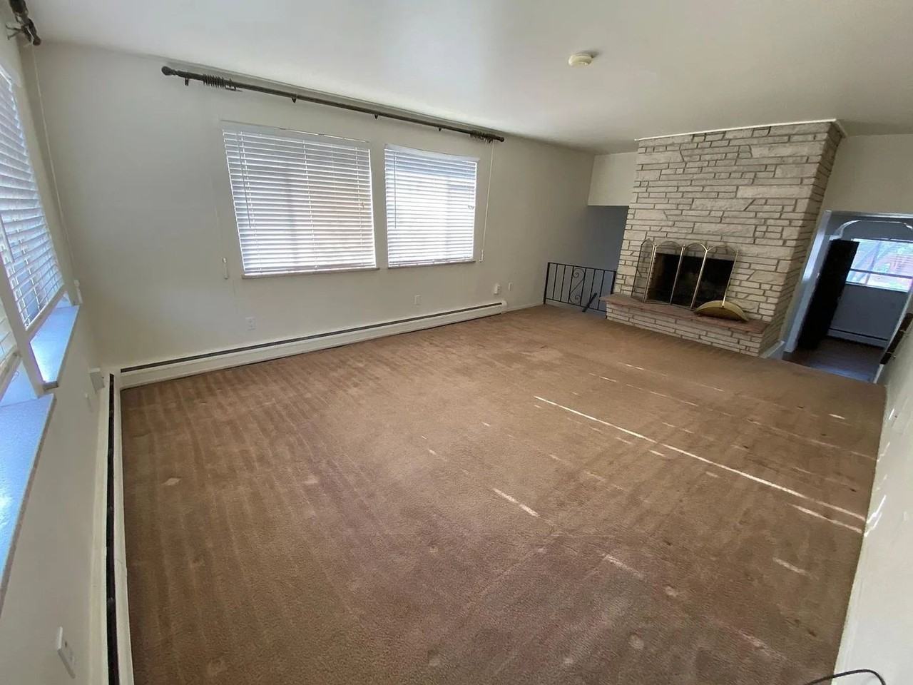 5290 W Plymouth Dr - Photo 4 of 22