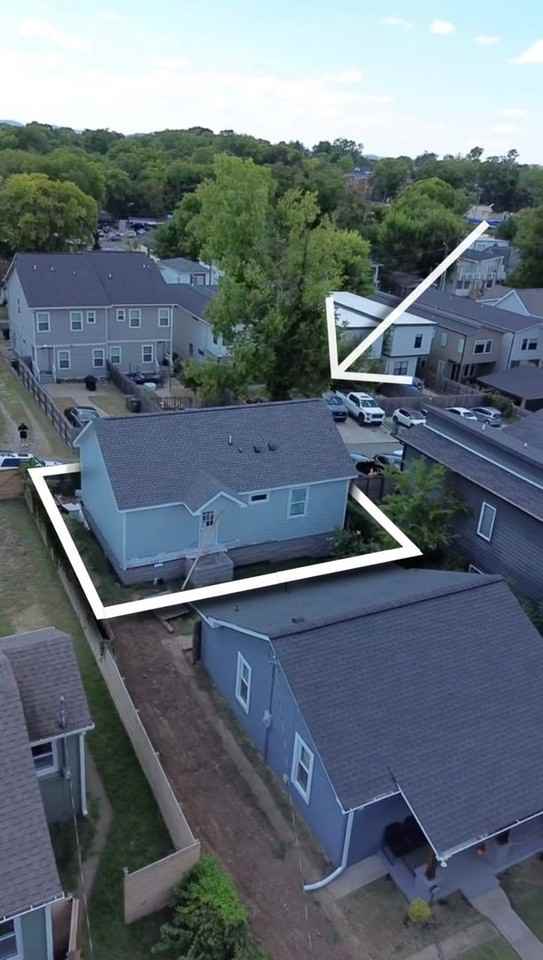 1903B 15th Ave N - Photo 2 of 35