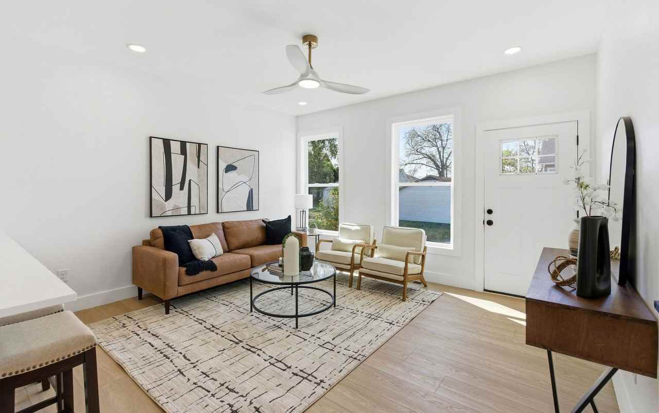 1903B 15th Ave N - Photo 6 of 35