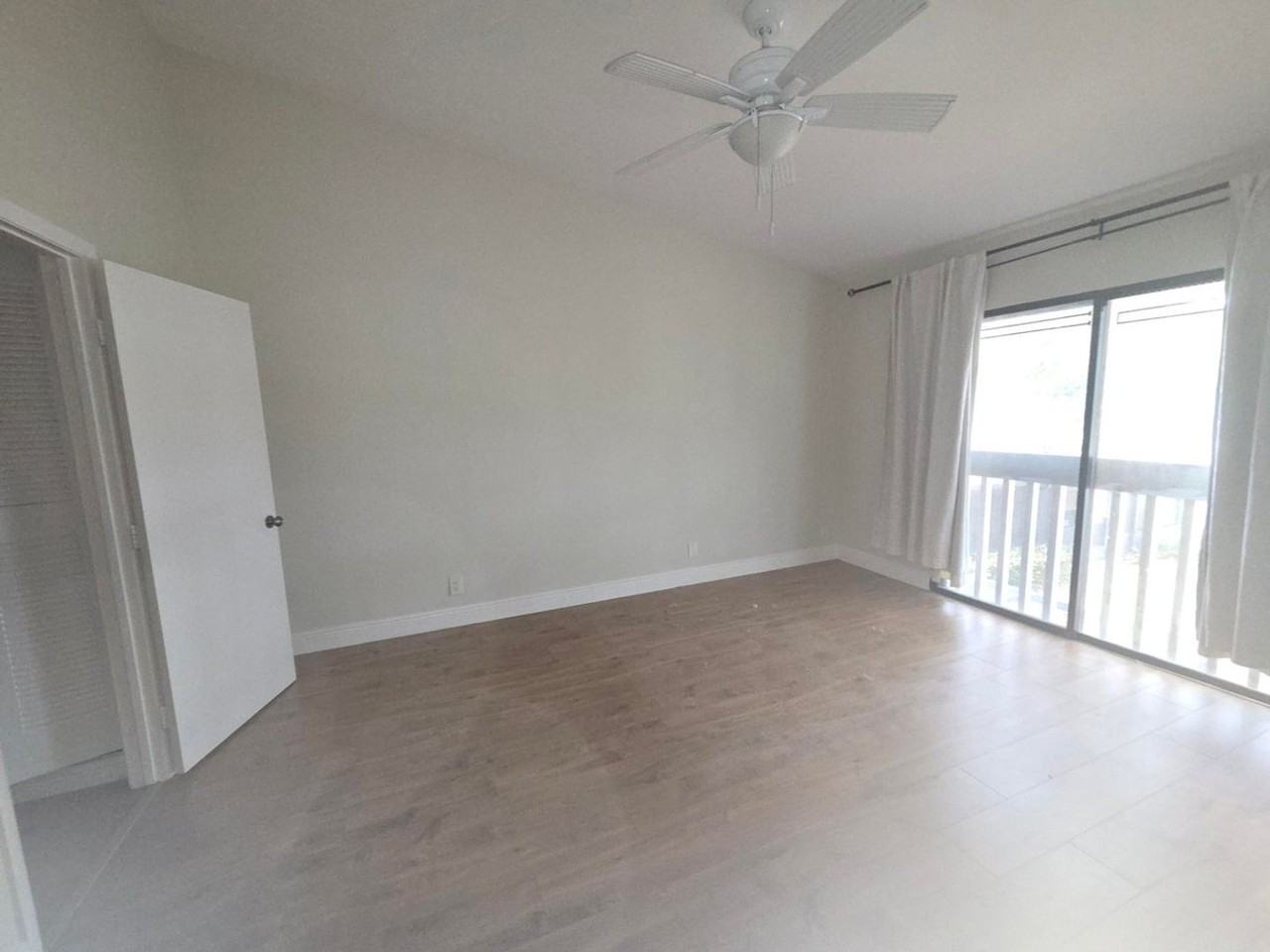 7890 Lago Del Mar Dr - Photo 7 of 10