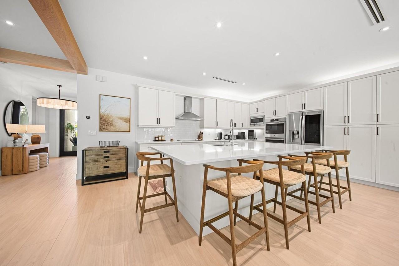 9841 Salty Bay Dr - Photo 2 of 25