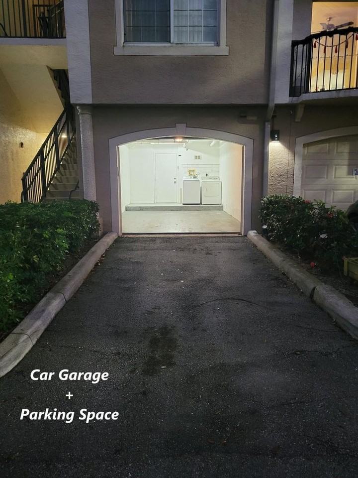 1400 Crestwood Ct S - Photo 3 of 15