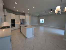 featured image of 9292 Crestview Cir