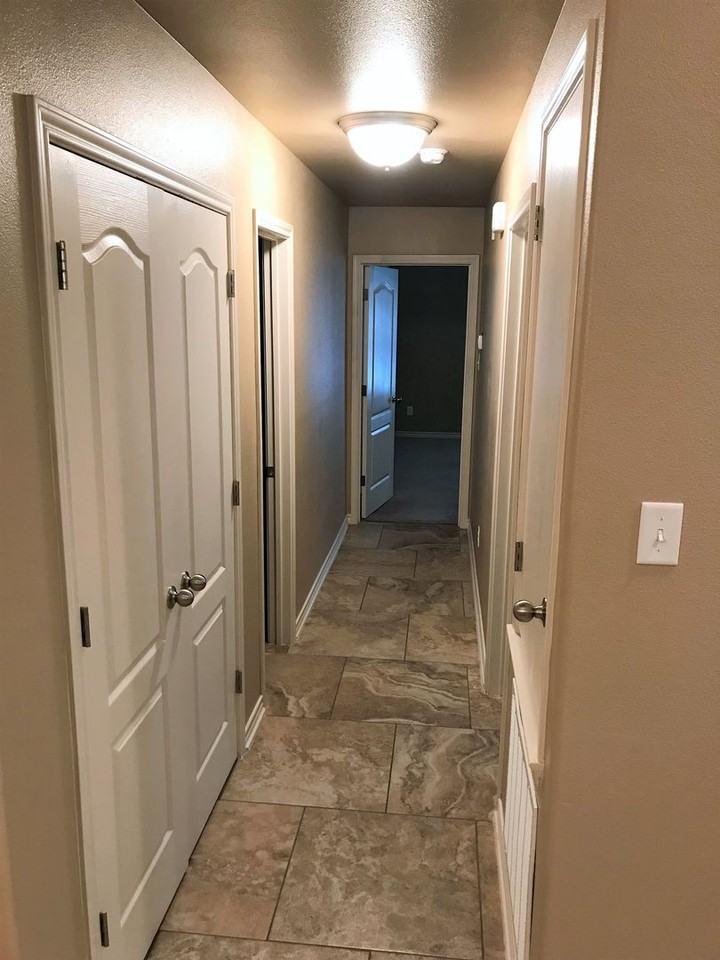 4602B Skyflower Ln - Photo 7 of 25