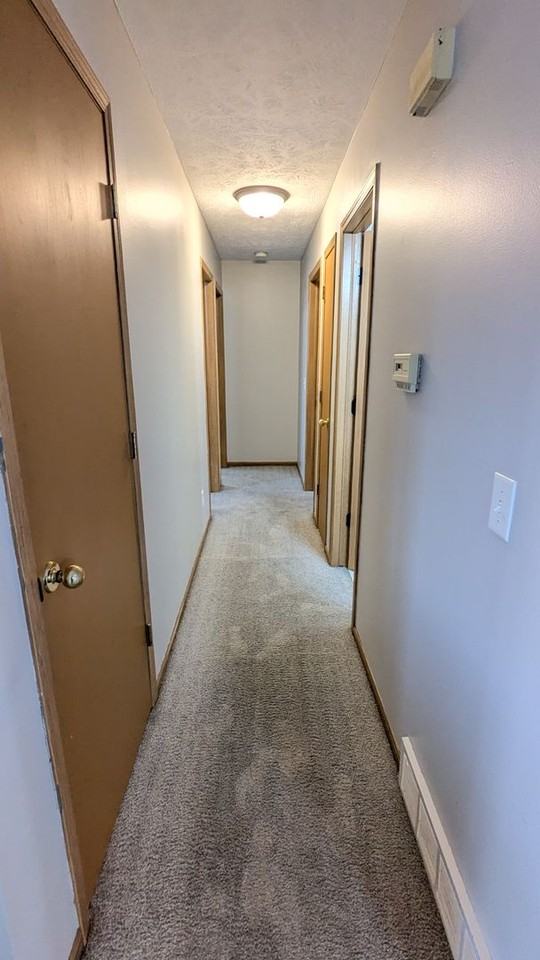 27 Ellis Cir - Photo 7 of 20