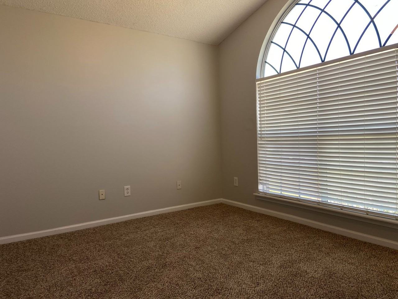 3728 Arava Dr - Photo 3 of 20