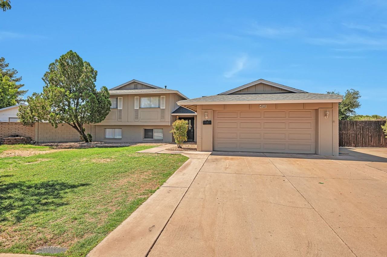 4522 S Alder Dr - Photo 3 of 33