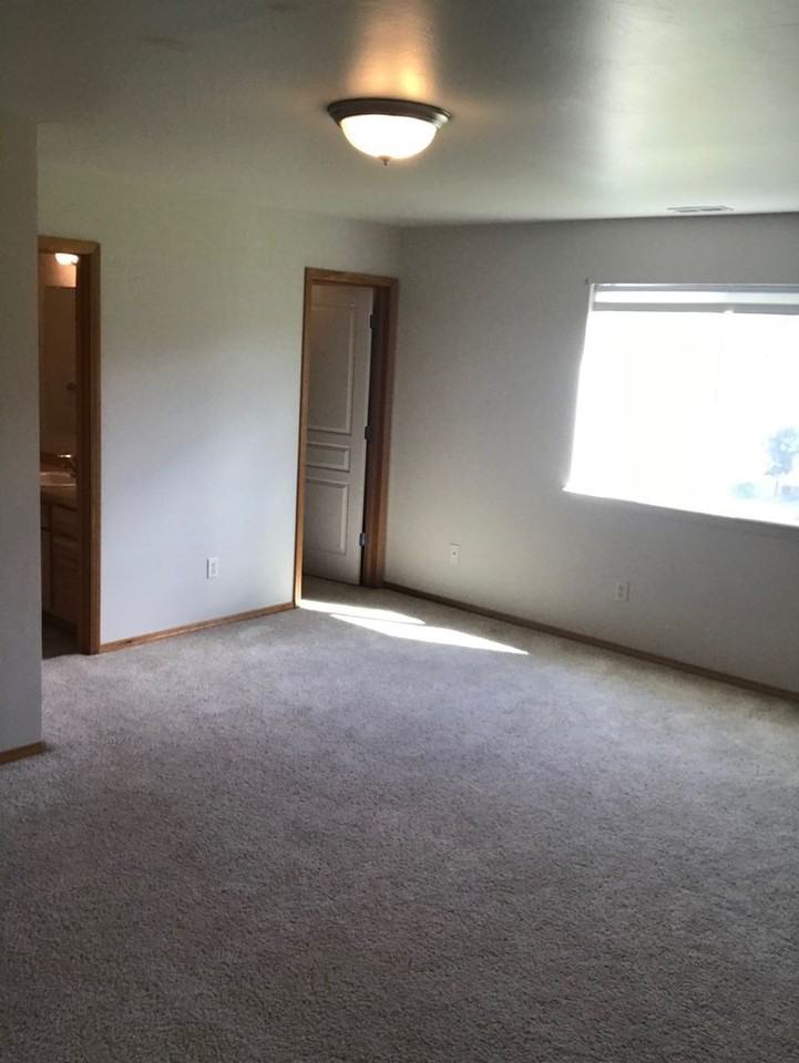 1018 N River Rock Dr - Photo 7 of 15