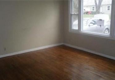 1320 S Crane St - Photo 2 of 8