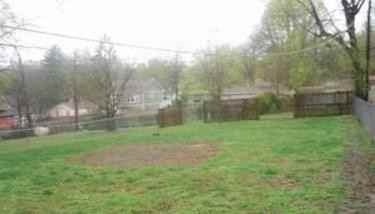 1320 S Crane St - Photo 4 of 8