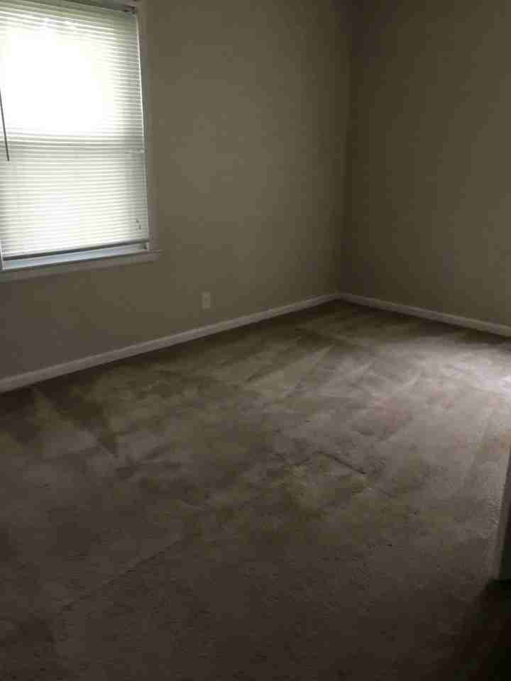 1320 S Crane St - Photo 6 of 8