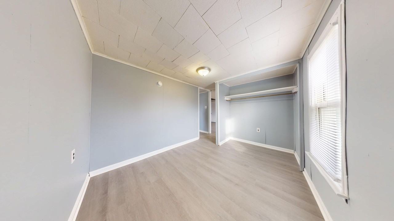 87 Mack Ave - Photo 6 of 10