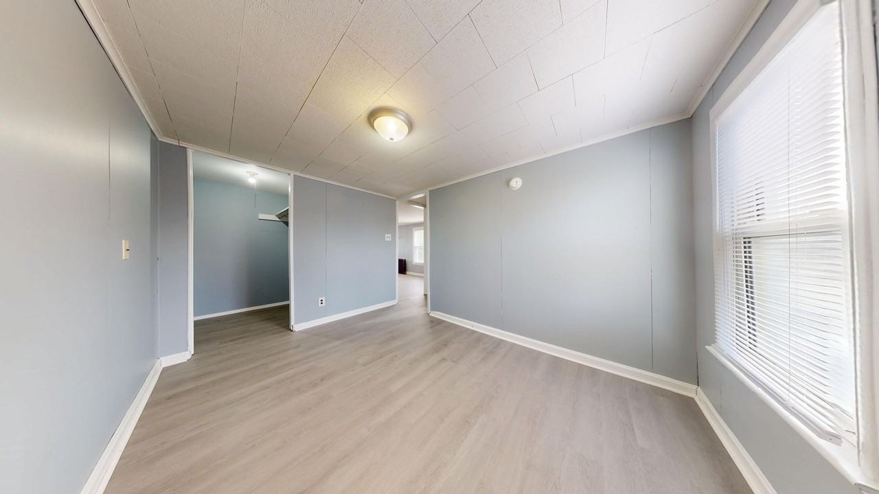 87 Mack Ave - Photo 7 of 10