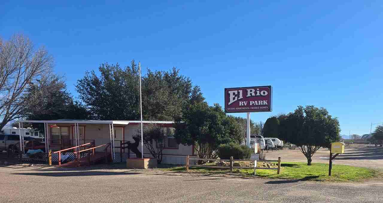 812 E Mcneil Rd - Photo 3 of 14