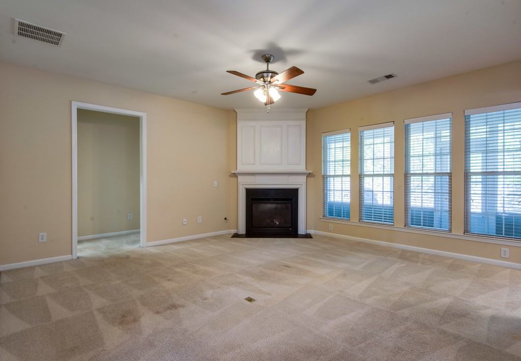 9768 Jupiter Forest Dr - Photo 6 of 18