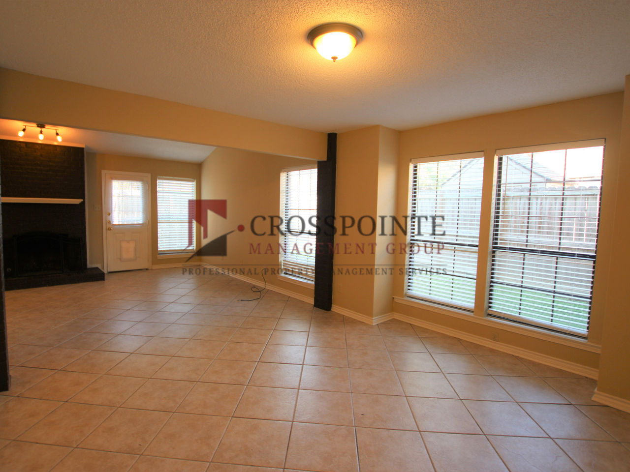 5875 Creekside Cir - Photo 7 of 33