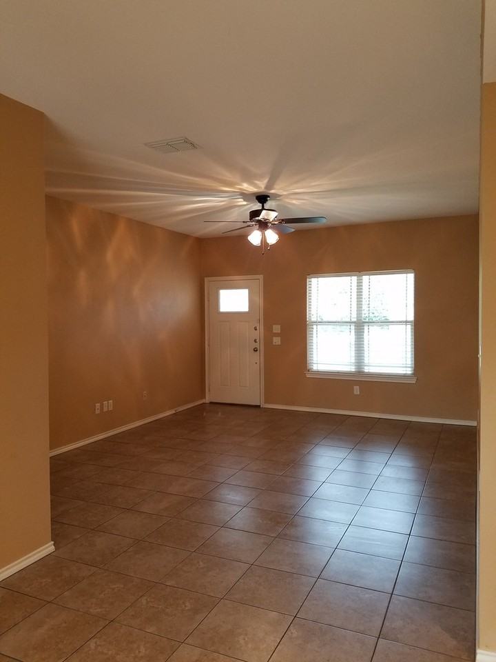 314 Mallory St - Photo 6 of 26