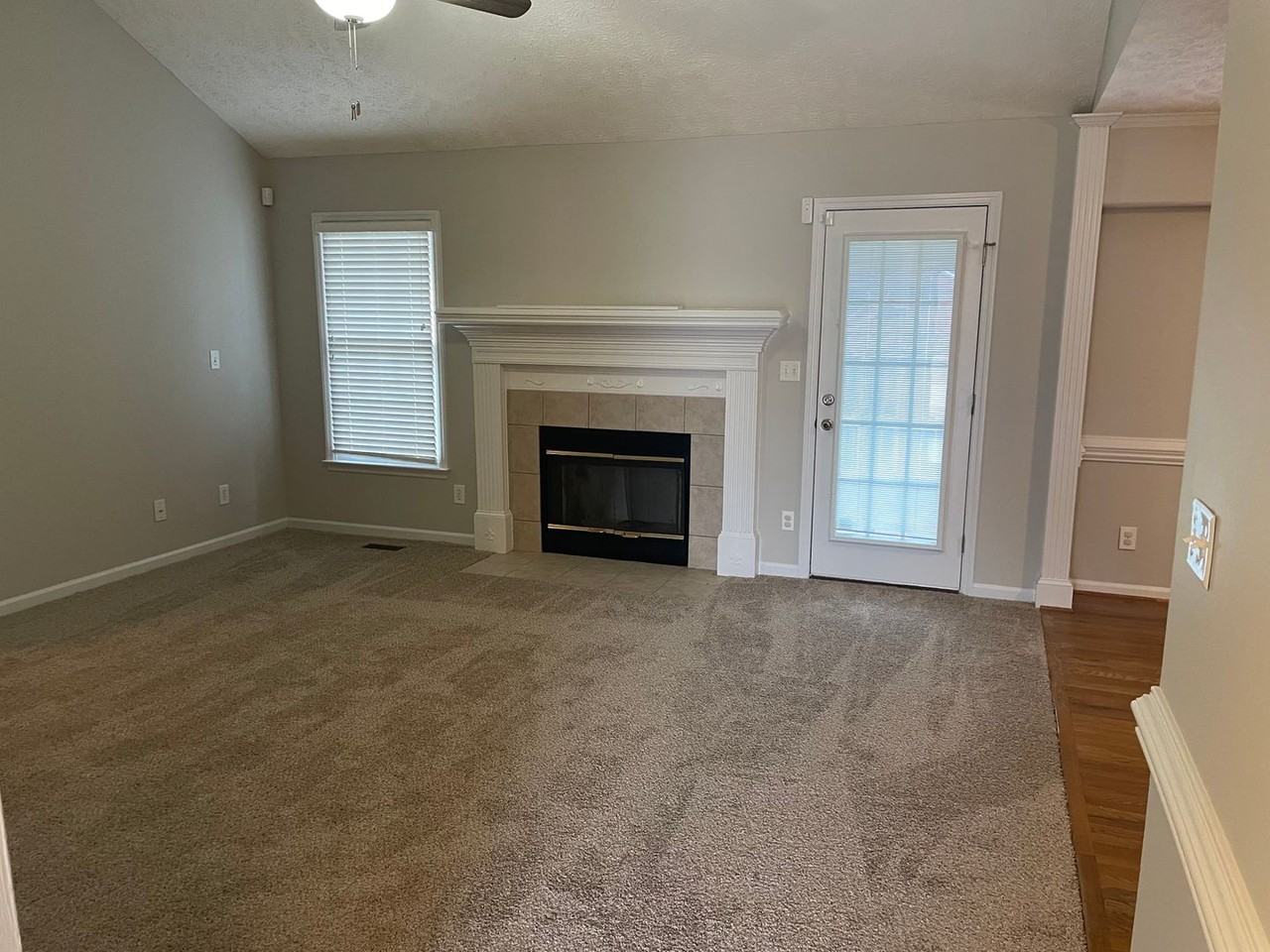 1509 Ridgemont Pl - Photo 3 of 41