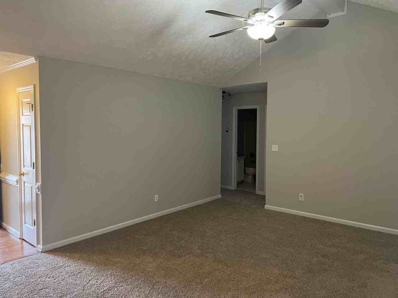 1509 Ridgemont Pl - Photo 5 of 41