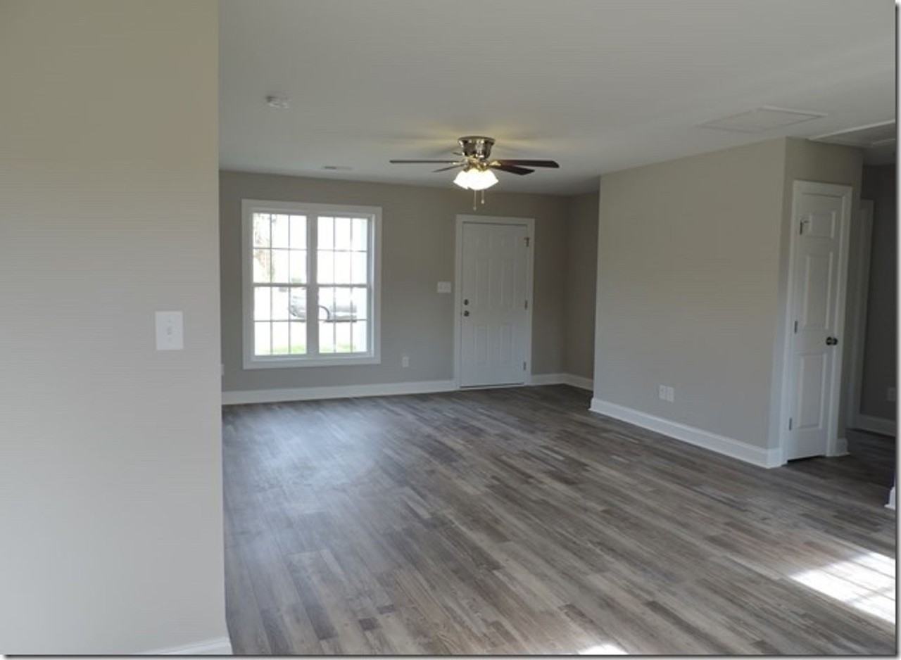 5017 5017 Mill Branch Drive - Photo 4 of 17