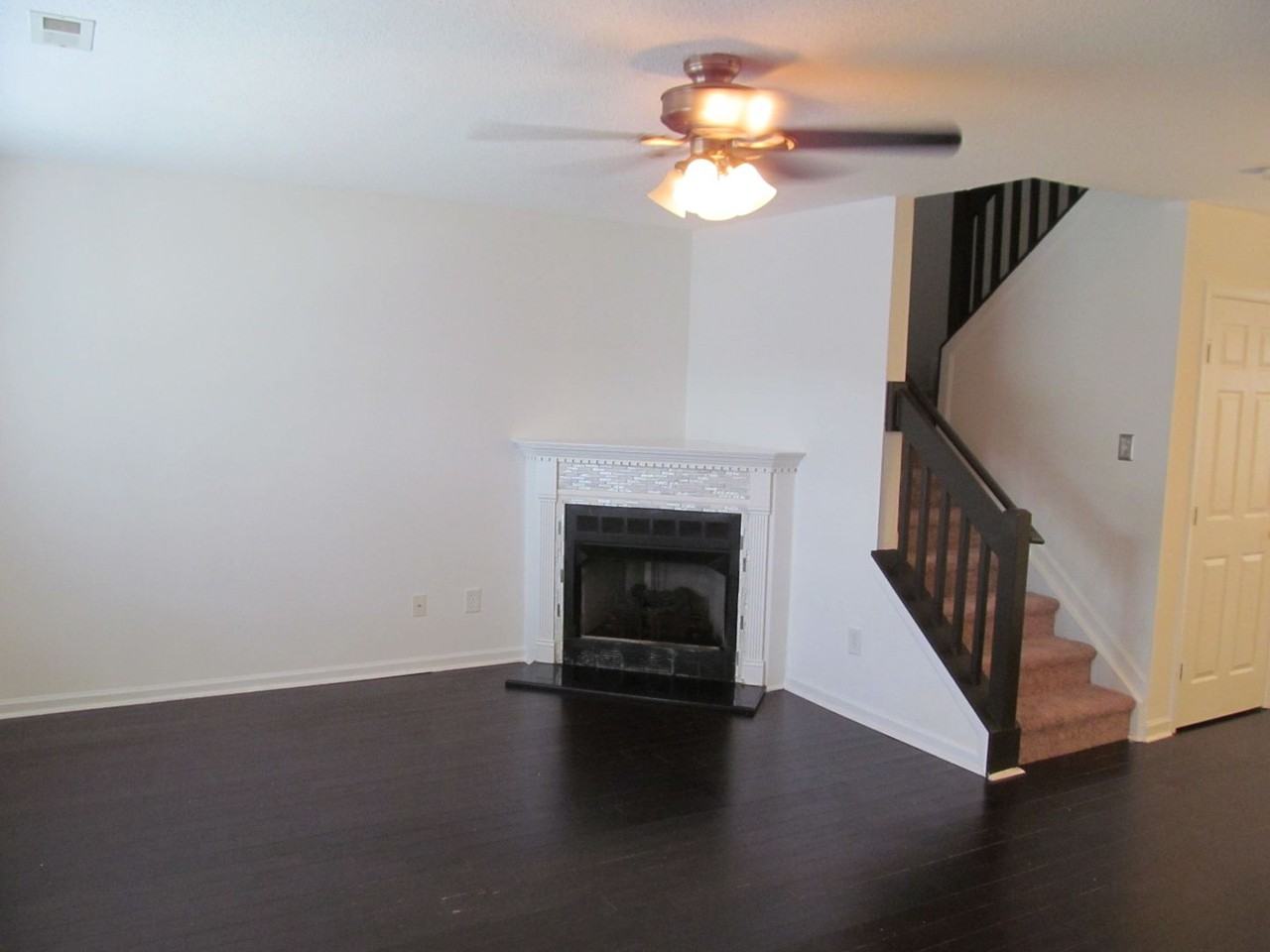 209 Malamute Ln - Photo 2 of 17