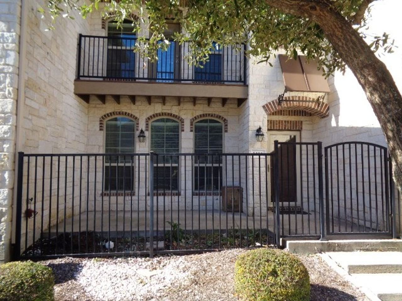 5404 Conch Train Rd - Photo 4 of 46