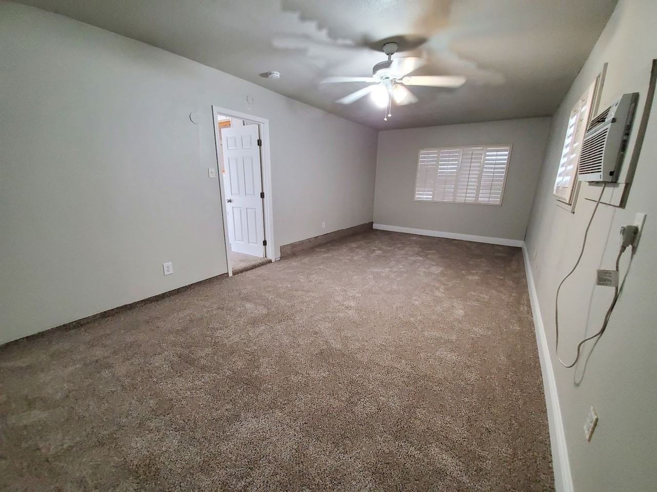 1415 De Witt Ave - Photo 3 of 22