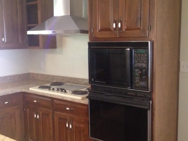 260 Sherwood Dr - Photo 2 of 7
