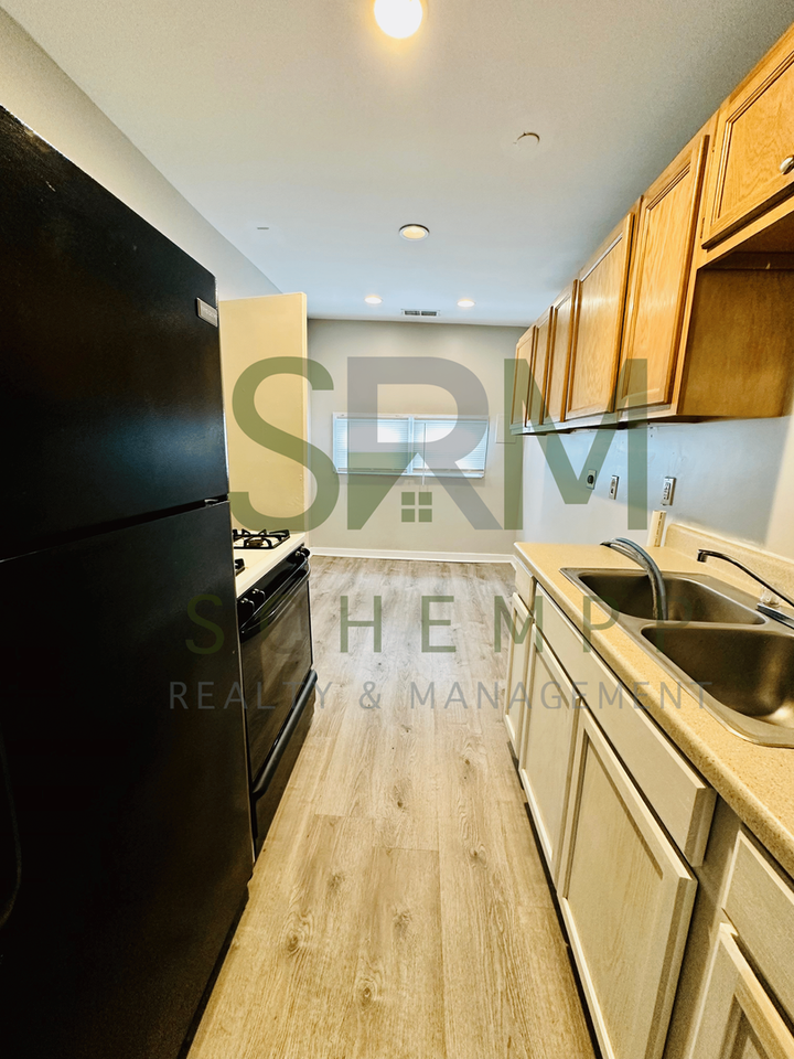 4156 Wheeler Ave - Photo 4 of 18