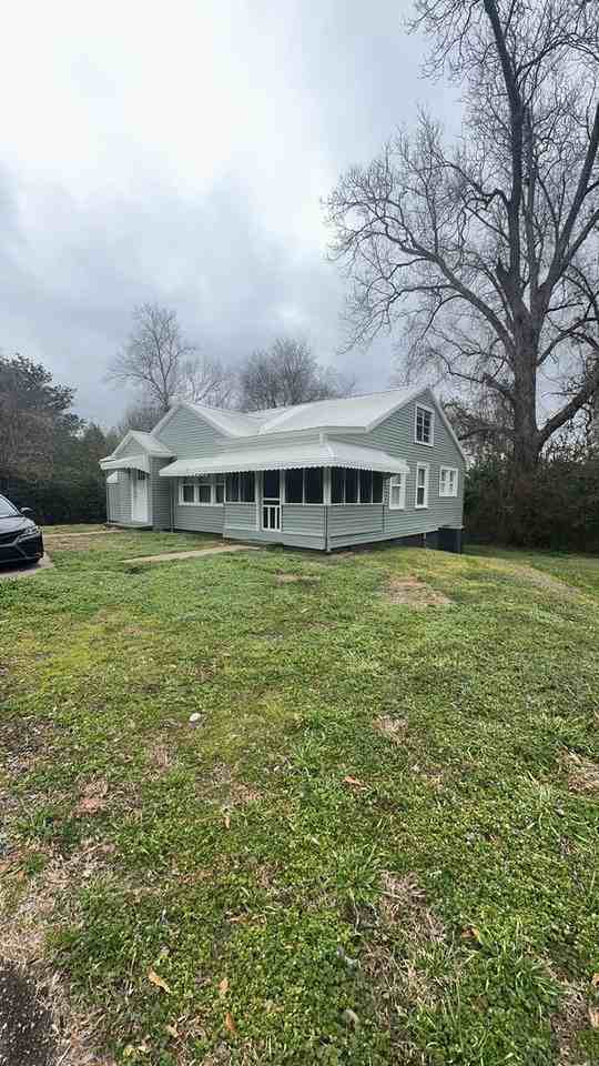 505 E 5th St - Photo 2 of 16