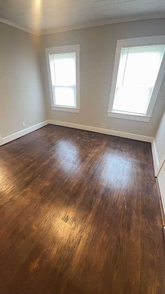 505 E 5th St - Photo 6 of 16