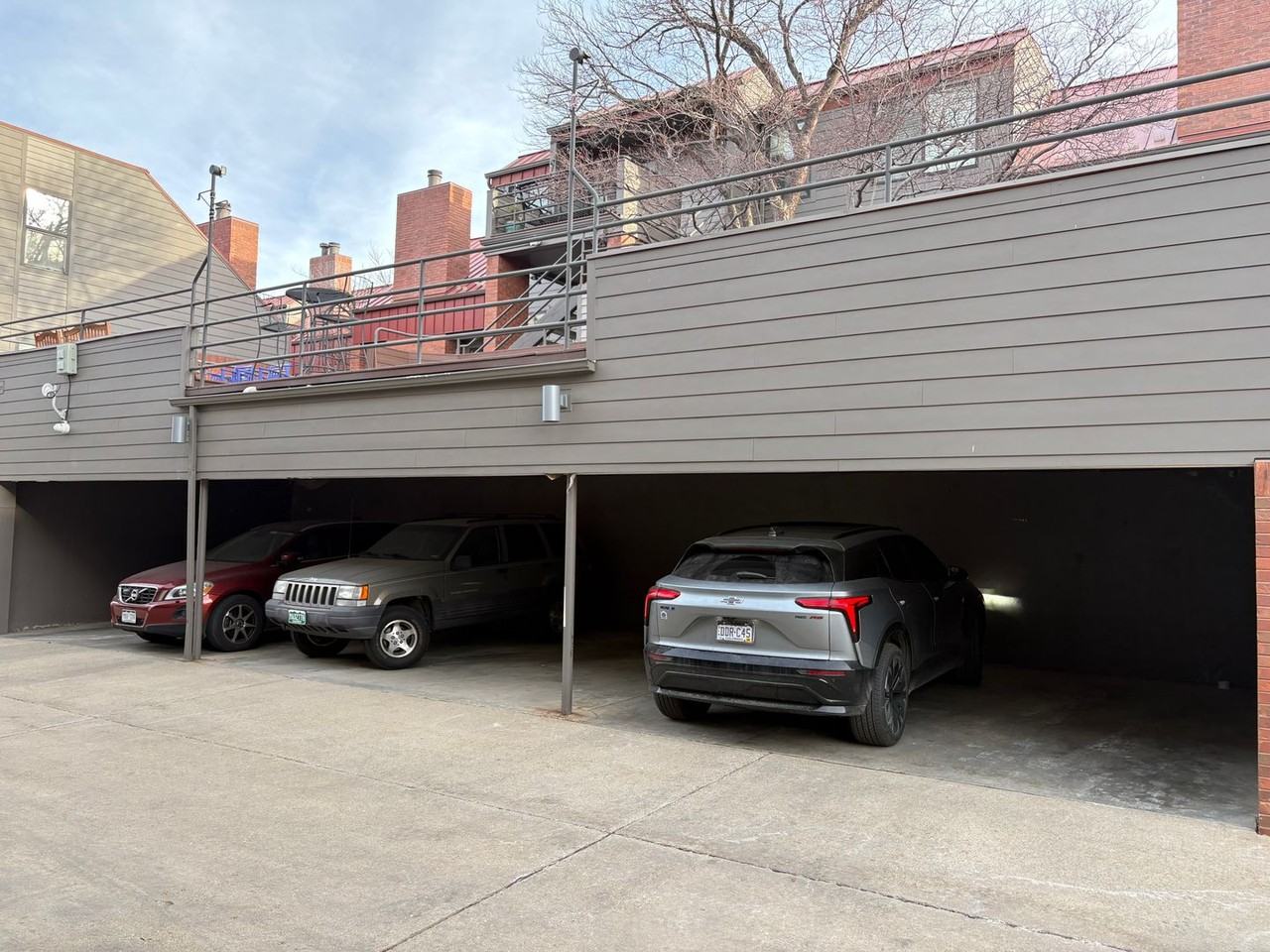 790 Walnut St - Photo 2 of 25