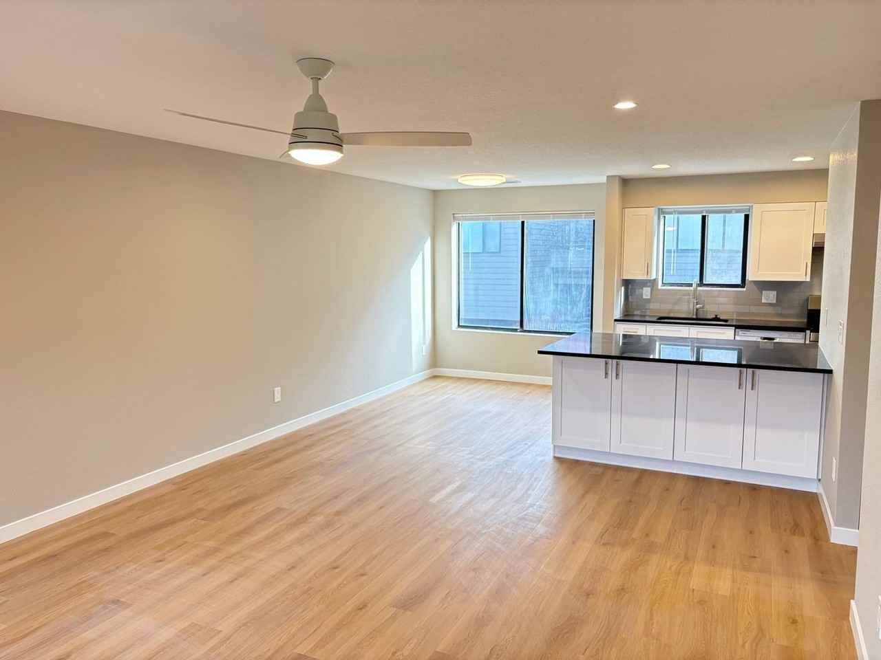 790 Walnut St - Photo 6 of 25