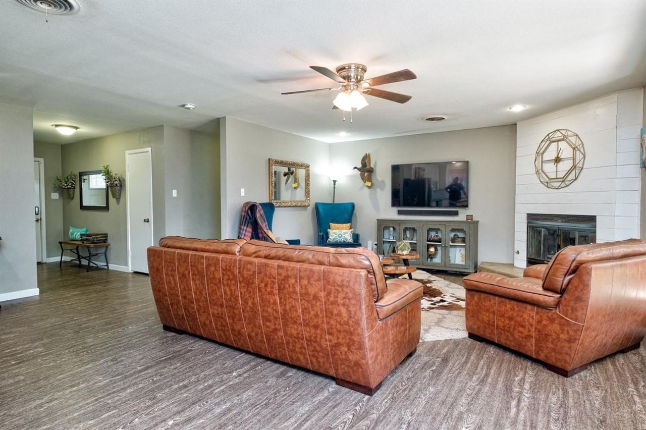 5209 16th St - Photo 5 of 22