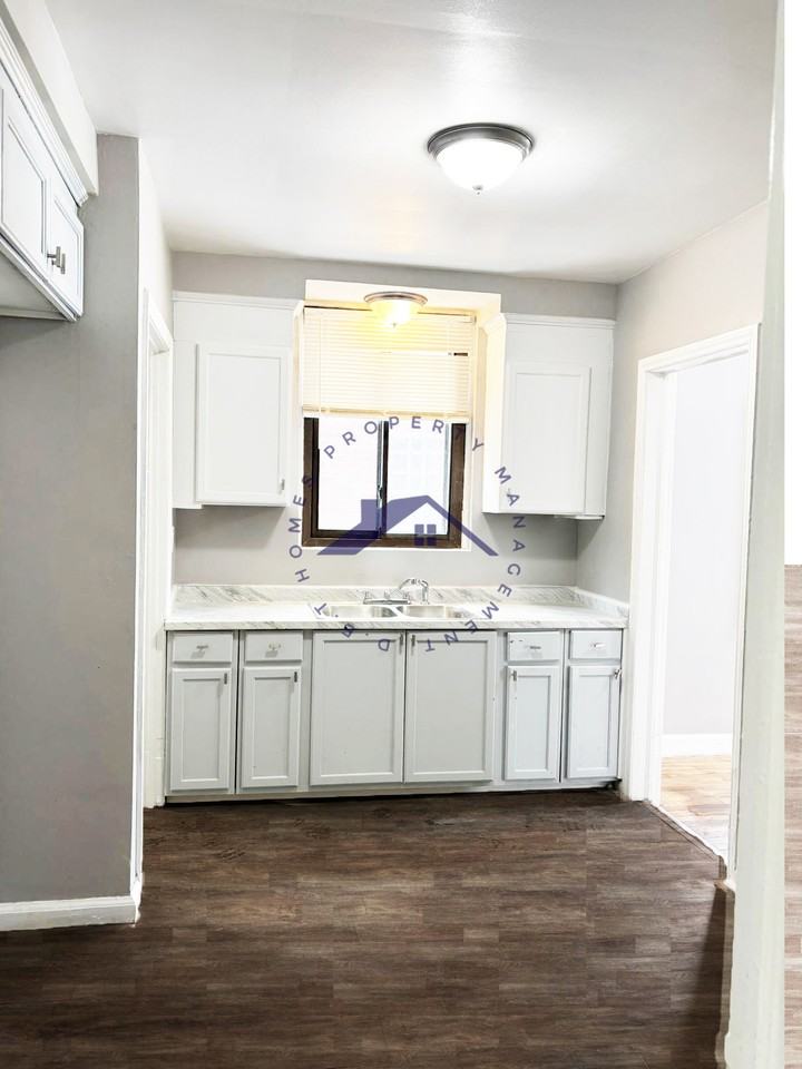 9622 Rutland St - Photo 6 of 14