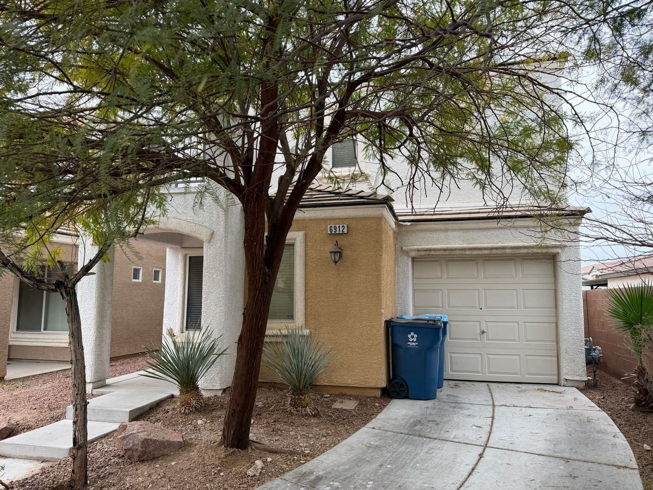 6912 Smiling Cloud Ave - Photo 3 of 38